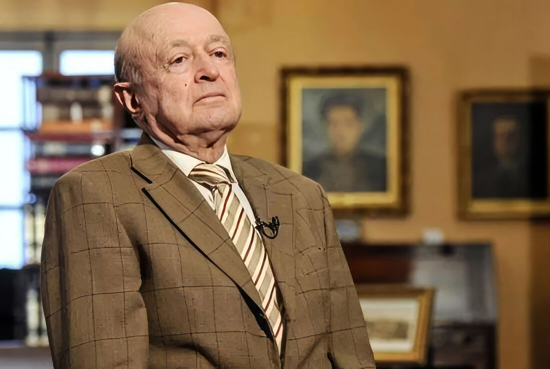 José Murilo de Carvalho ocupava a cadeira número 5 da Academia Brasileira de Letras