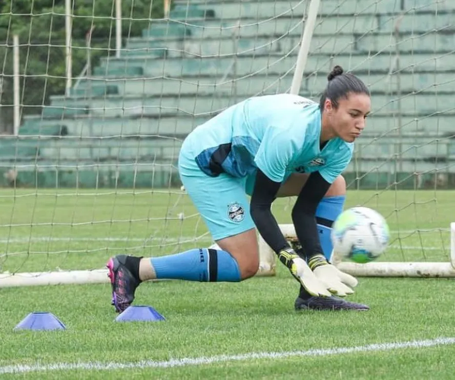 Lorena da Silva, do Grêmio, foi convocada mas não pôde jogar na Copa por conta de uma lesão no LCA