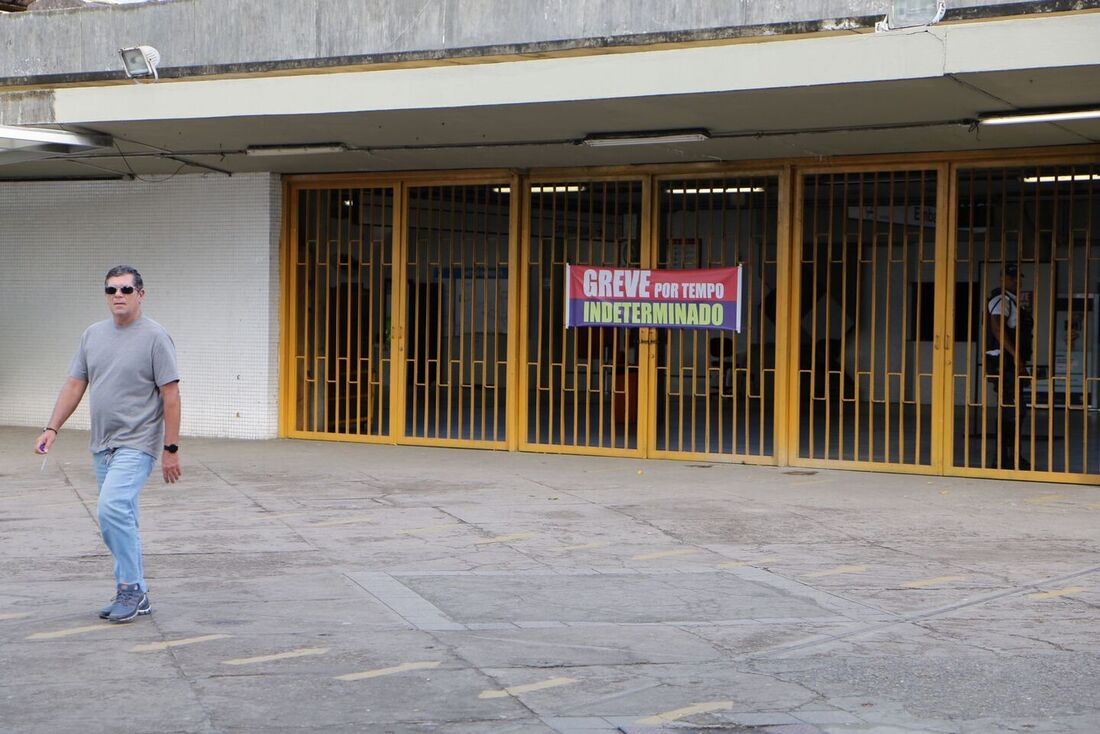 Estação Recife fechada por causa da greve