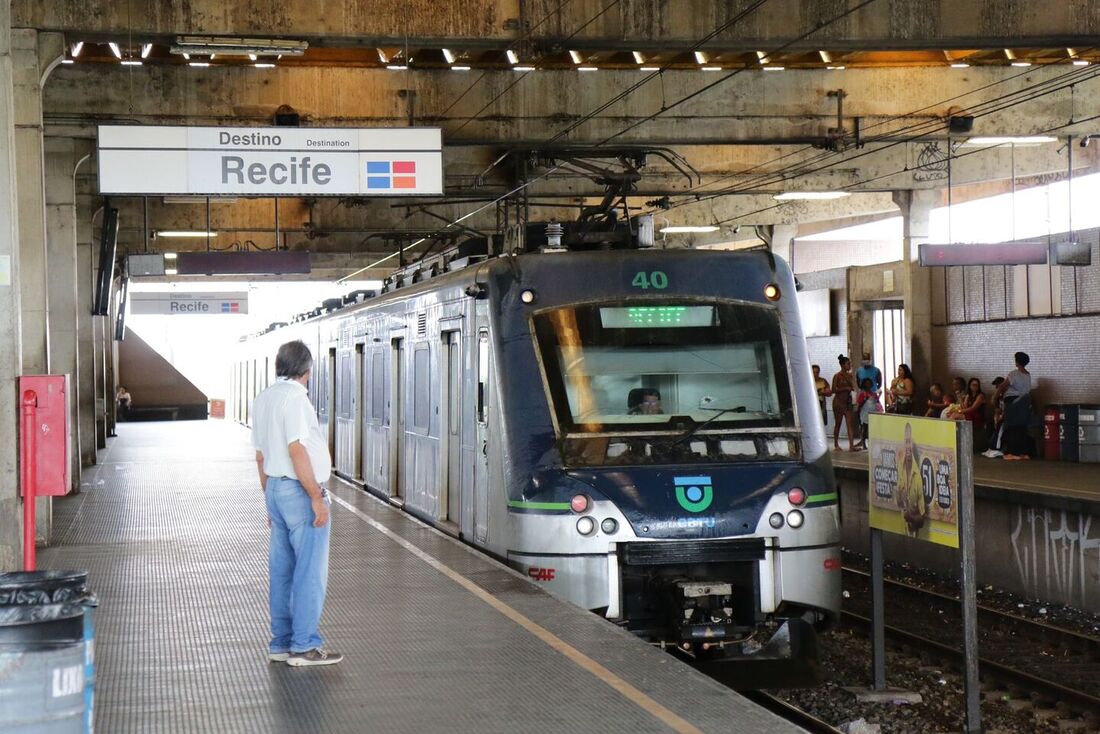 Eleitores terão o Metrô do Recife à disposição no domingo de votação