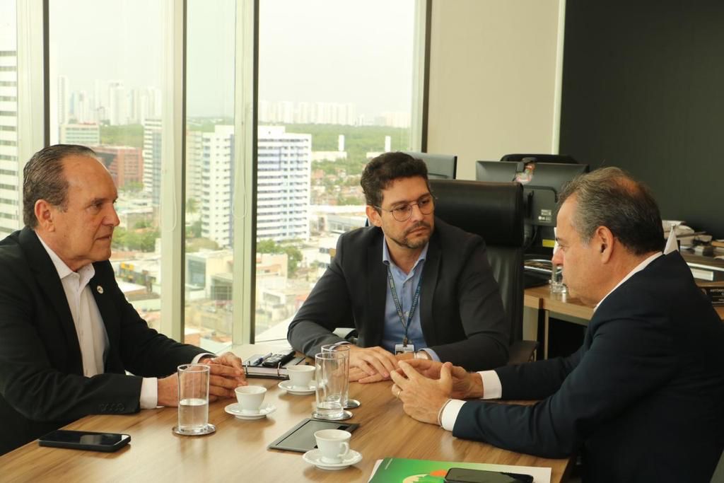 José Lindoso, Antônio de Pádua e Danilo Cabral