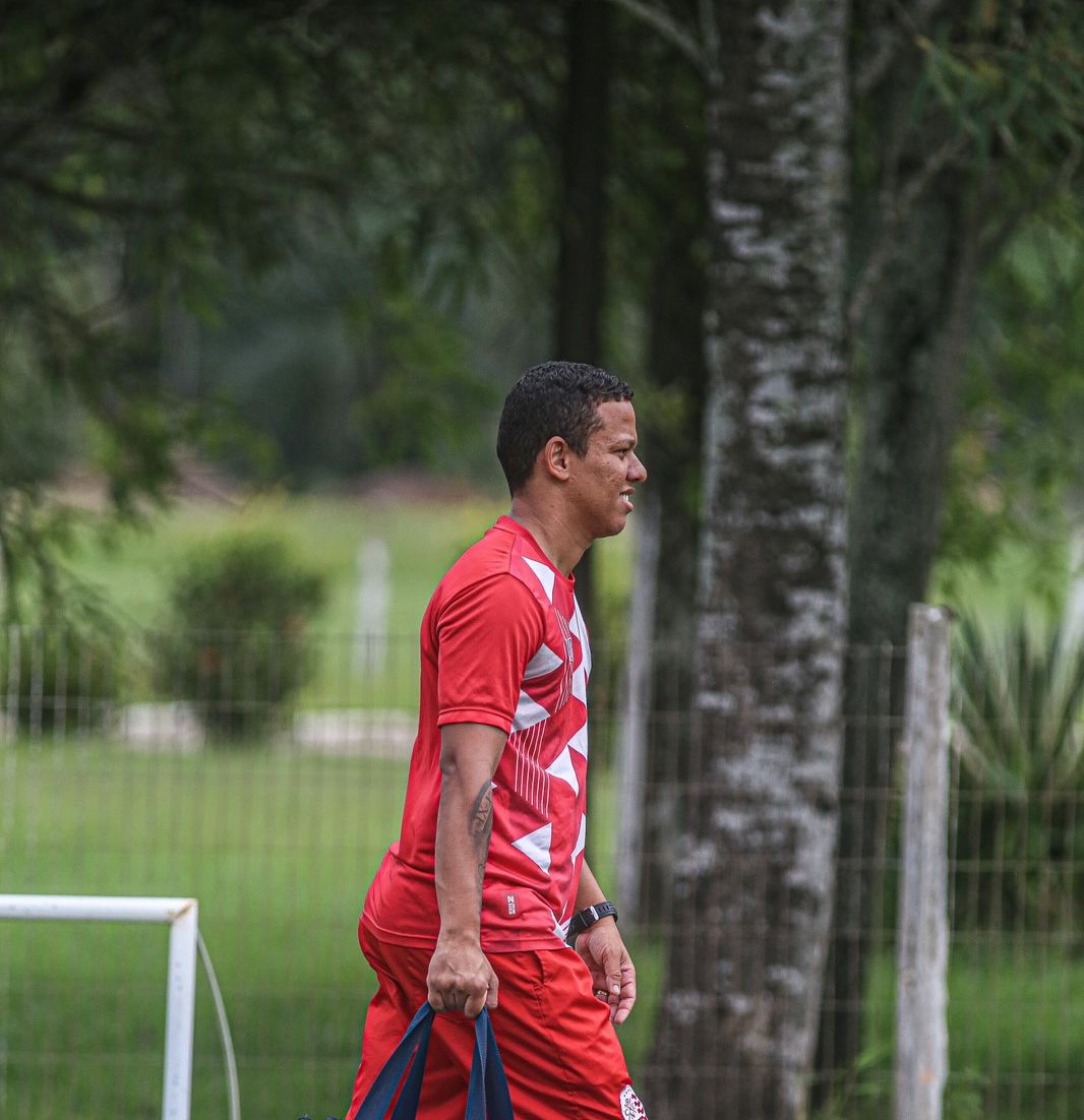 Paulinho, massagista do Náutico