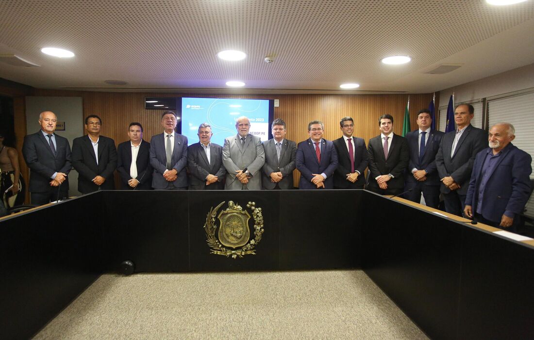 Frente Parlamentar em Defesa do Cooperativismo é instalada na Alepe