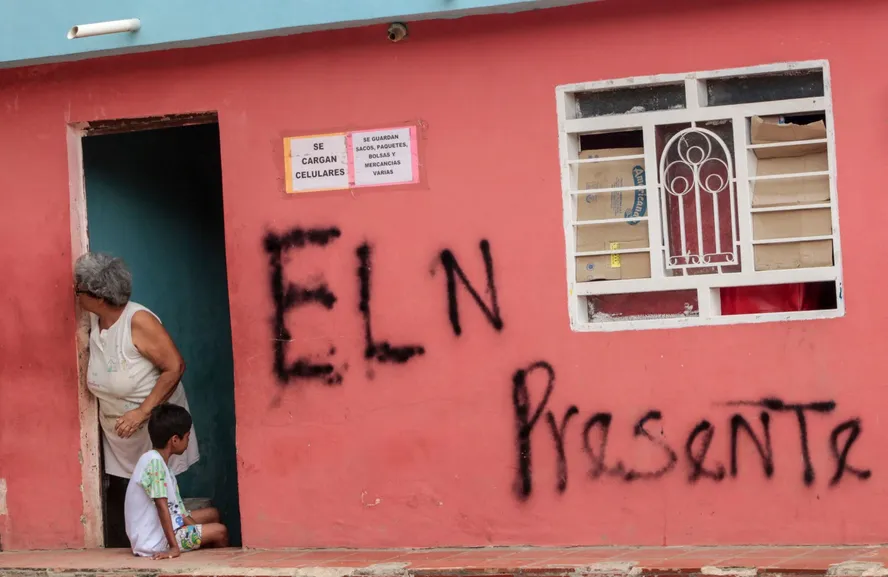 Grafite em casa na cidade colombiana de Cucuta, fronteira com a Venezuela, diz 'ELN presente'