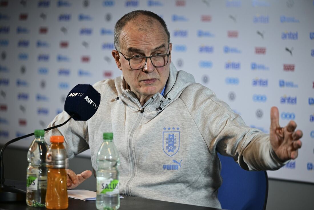 Marcelo Bielsa, treinador do Uruguai, em coletiva