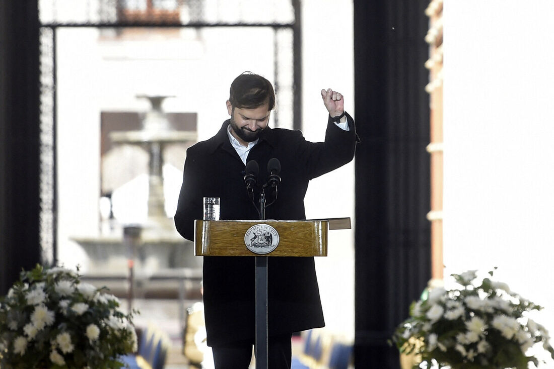 O presidente do Chile, Gabriel Boric, discursa durante cerimônia em comemoração ao 50&ordm; aniversário da ditadura chilena