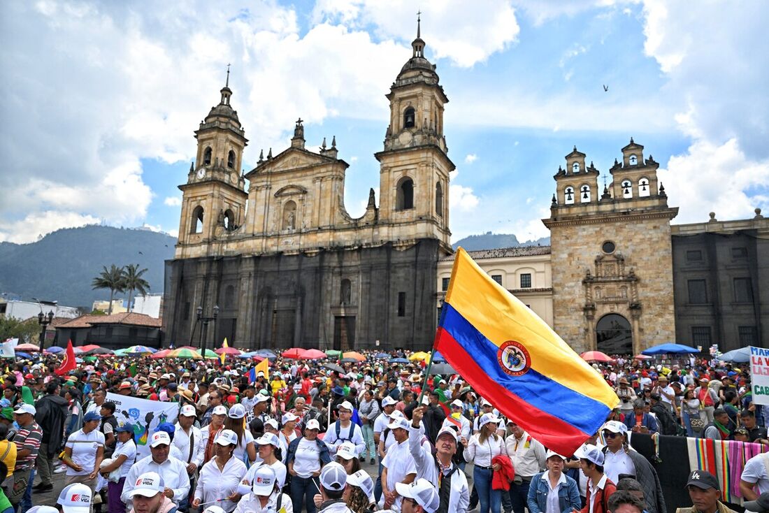 População da Colômbia protesta em Bogotá