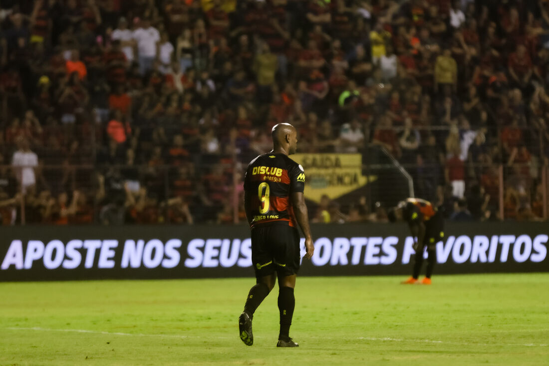 O camisa 9 do Leão da Ilha está longe da sua melhor fase pelo time