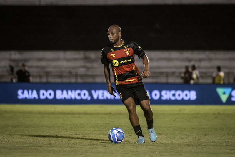 Ronaldo Henrique, volante do Sport