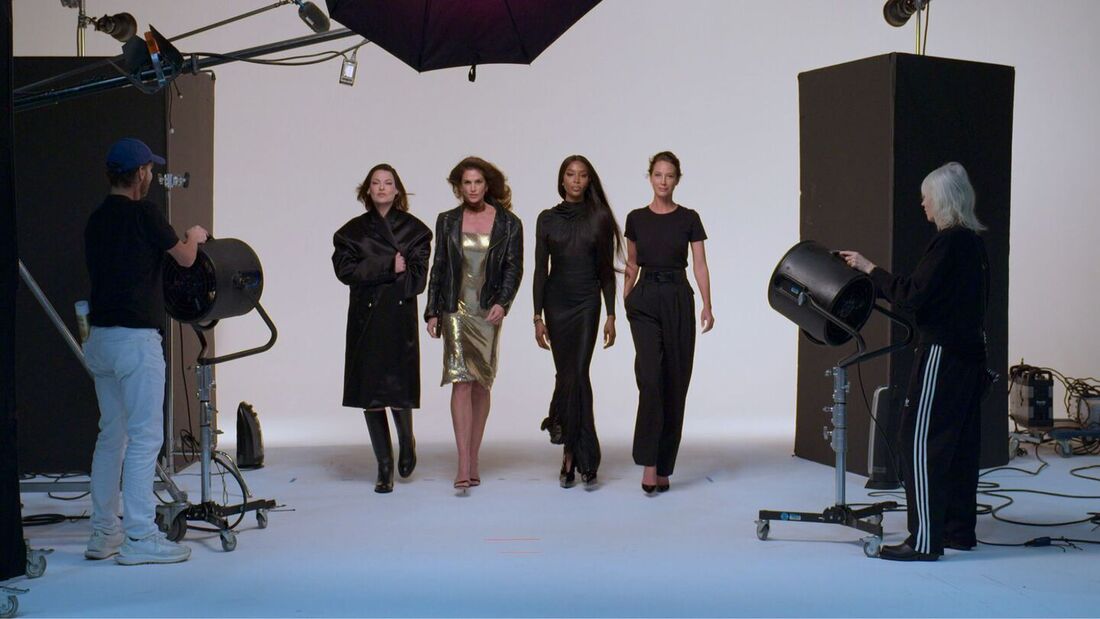 Linda Evangelista, Cindy Crawford, Naomi Campbell e Christy Turlington em "As Supermodelos", estreia em 20 de setembro de 2023, na Apple TV+.