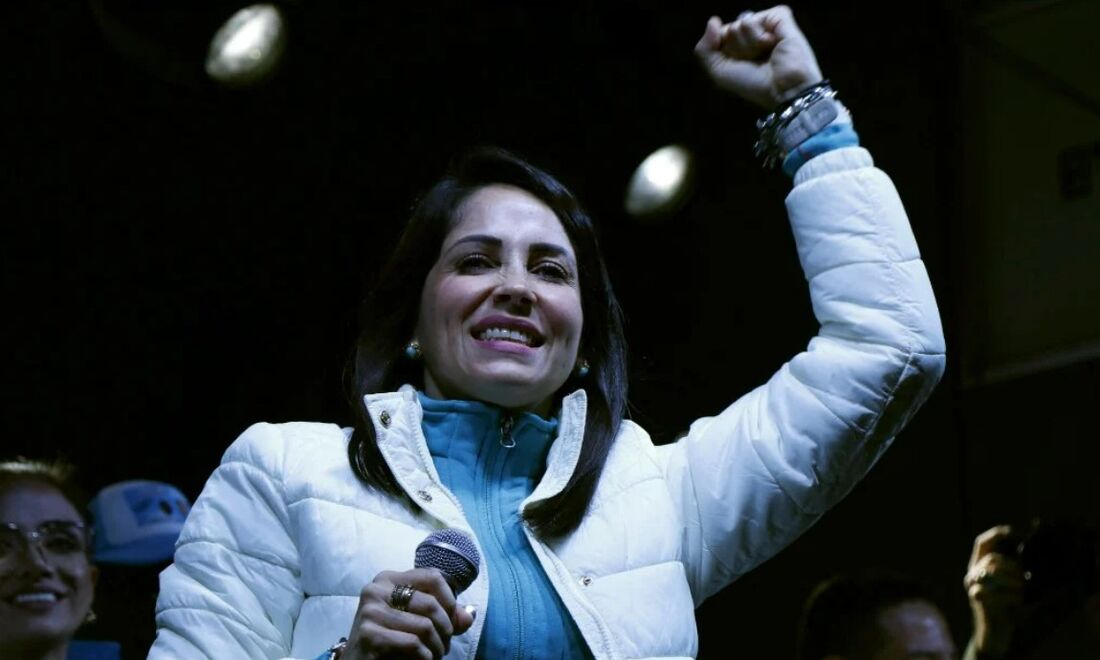 Esquerdista Luisa González, que venceu o primeiro turno das eleições presidenciais no Equador