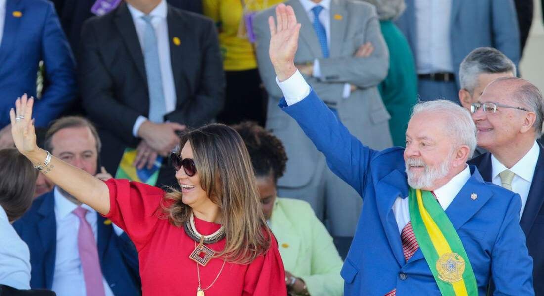 Após desfile cívico, Lula e Janja viajaram para a Índia