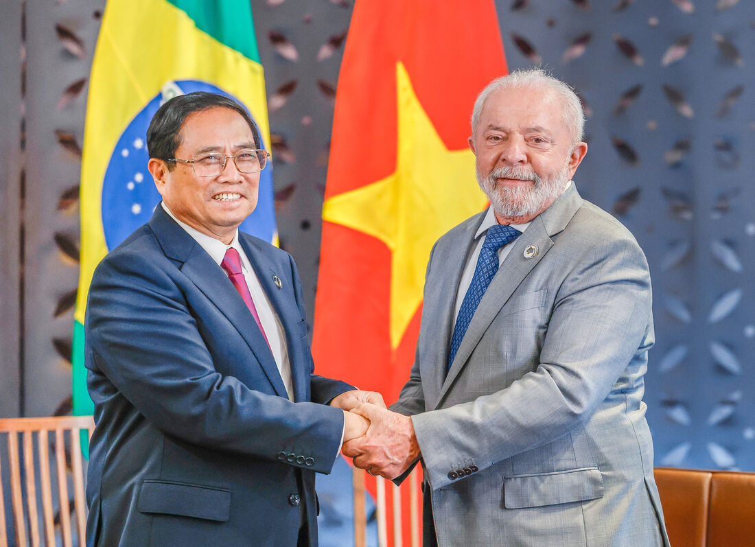 Presidente Lula em encontro com o primeiro-ministro do Vietnã, Pham Minh Chinh, em Hiroshima