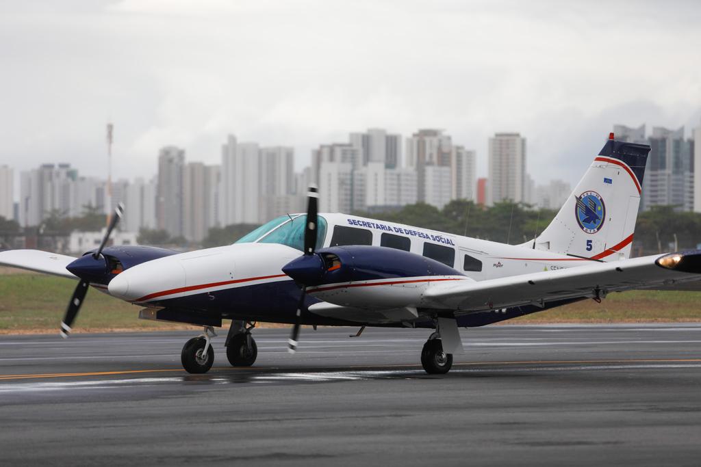 Avião modelo Seneca II recebeu o nome de Defesa 5