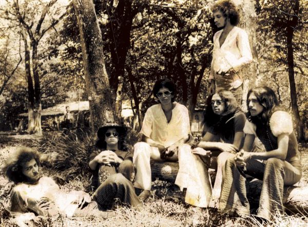 A banda Ave Sangria, destaque do rock psicodélico pernambucano nos anos de 1970, se tornou Patrimônio Imaterial do Recife