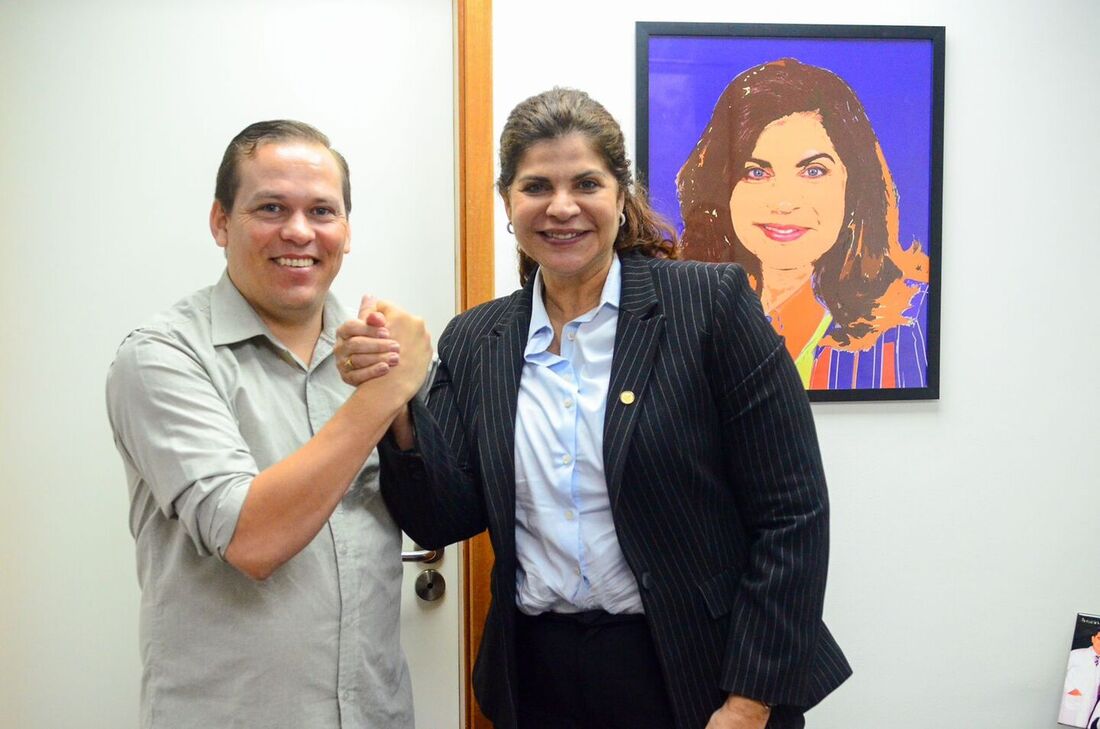 Galego, ex-prefeito de Ibirajuba, no Agreste, e a deputada estadual Socorro Pimentel (União Brasil)