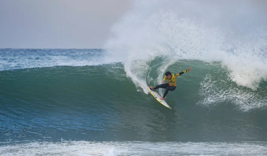 Filipe Toledo em Jeffreys Bay 