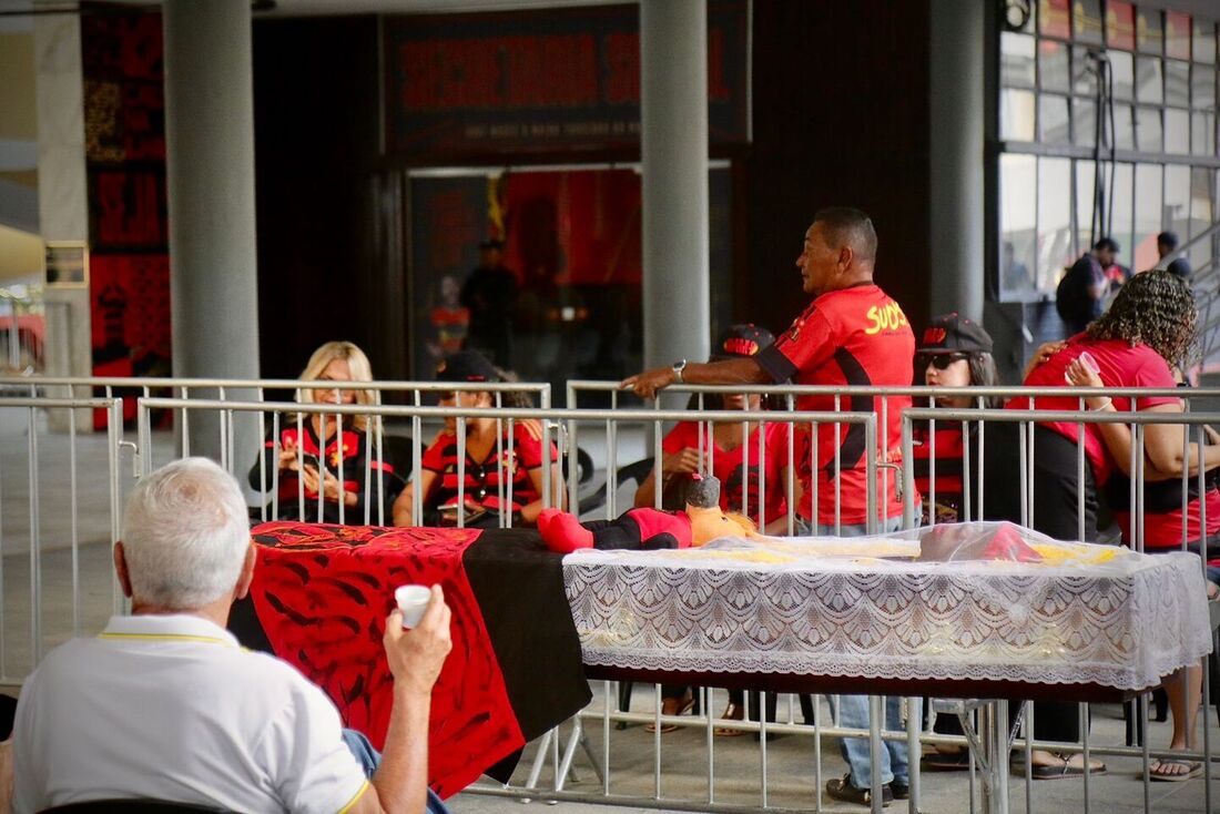 Velório de Dona Maria José, torcedora símbolo do Sport Club do Recife