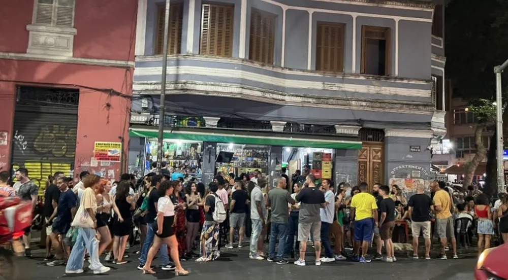 Bar da Cachaça: ponto de partida ou local da Saideira na Lapa