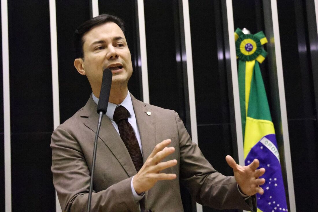 Deputado federal Clodoaldo Magalhães (PV/PE)