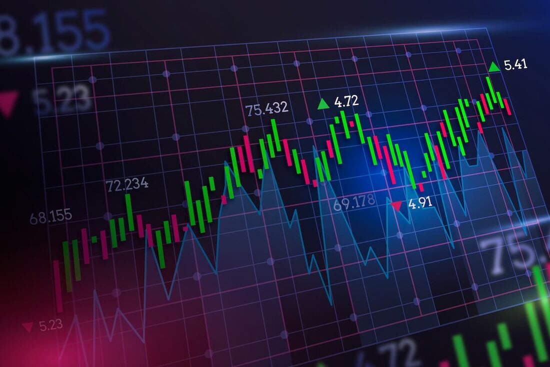 Bolsa de Nova York fechou, nesta sexta-feira (15), com resultados mistos