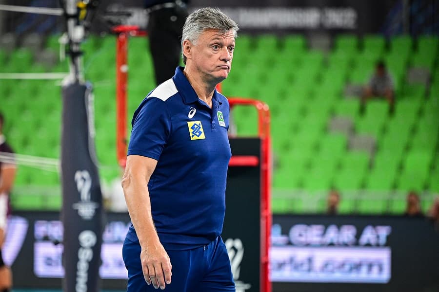 Renan Dal Zotto não é mais técnico da seleção masculina de vôlei