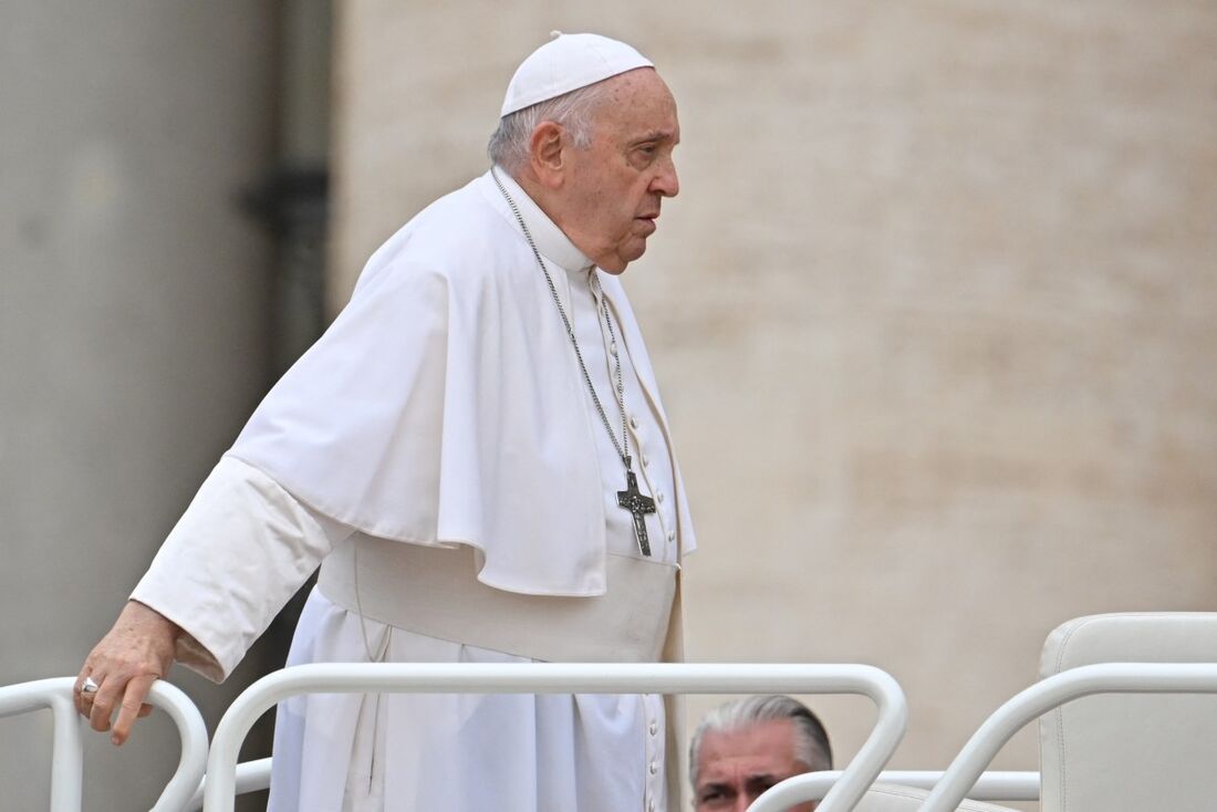 Papa Francisco relata melhora de saúde e faz apelo para que líderes na  COP28 pensem 'no bem comum