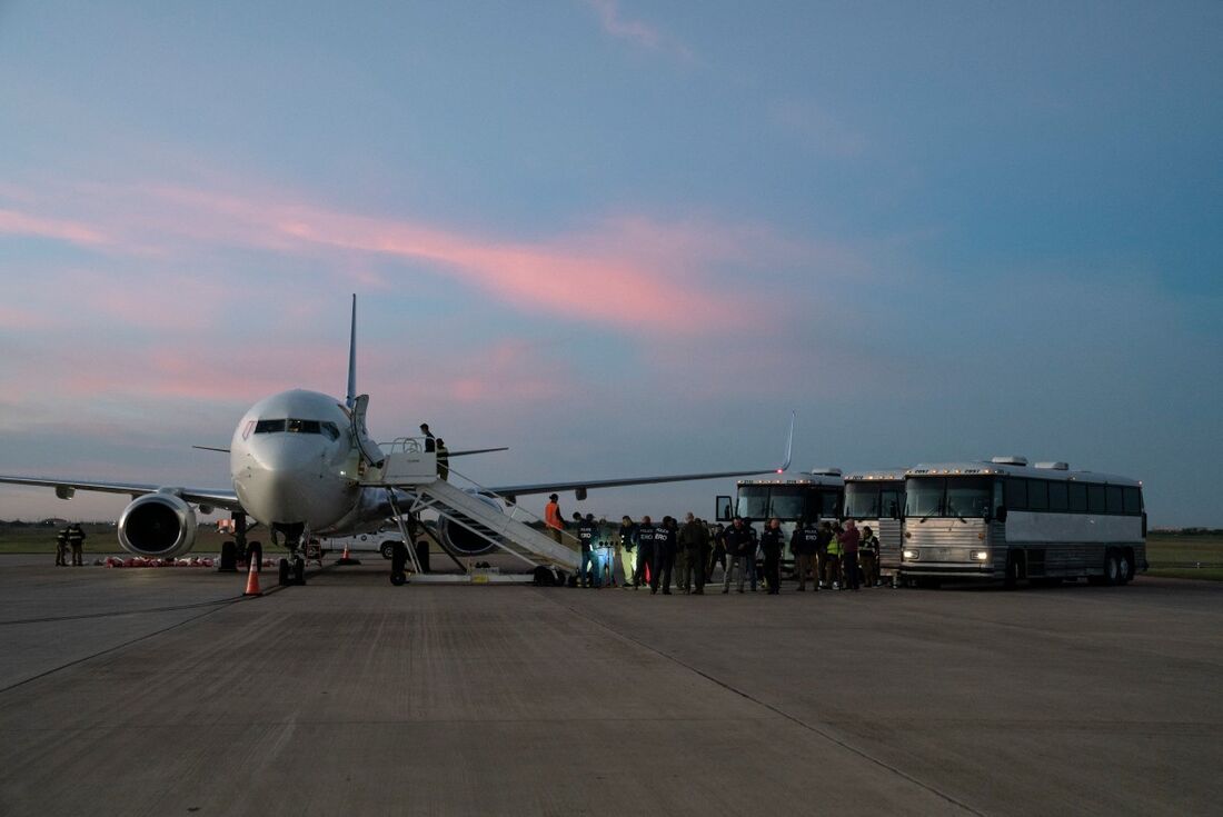 A aeronave chegou ao aeroporto internacional Simón Bolívar de Maiquetía