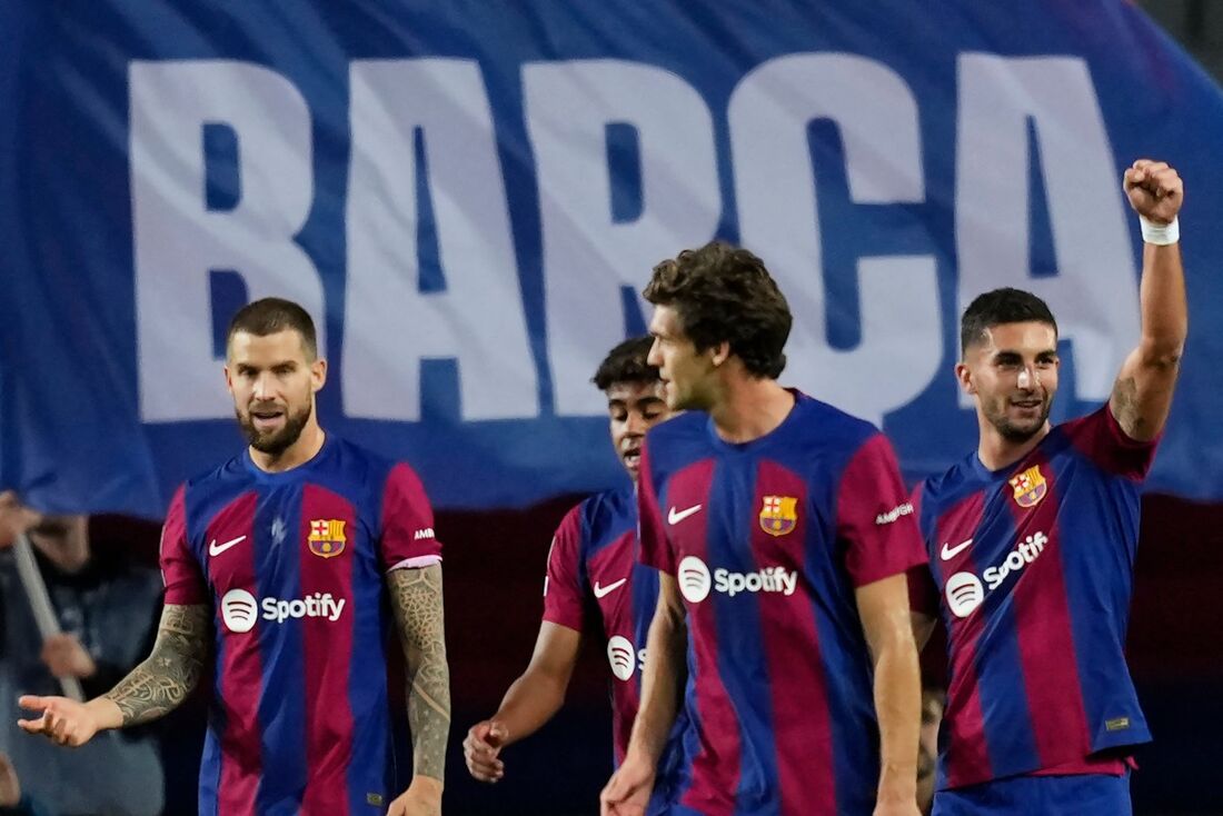 Champions: Barcelona resolve no 1° tempo, vence Shakhtar e segue 100%