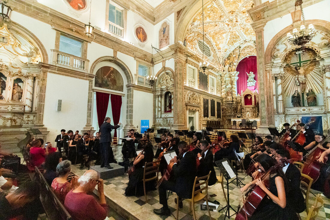 Orquestra Criança Cidadã realiza Concerto pela Paz