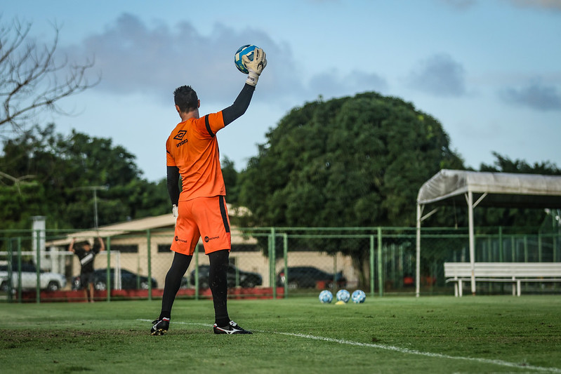 Denis, goleiro do Sport