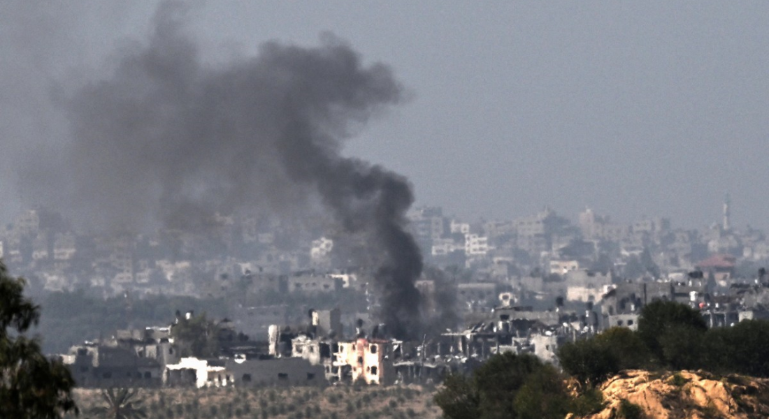 Bombardeio na cidade de Sderot, na Faixa de Gaza