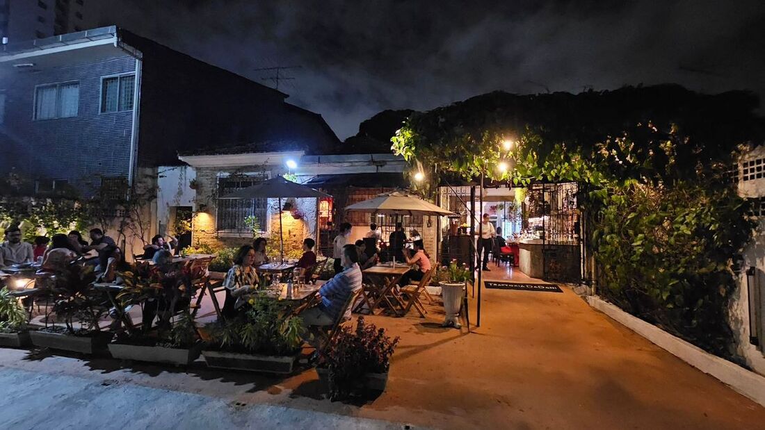 Restaurante fica no coração do bairro de Casa Amarela