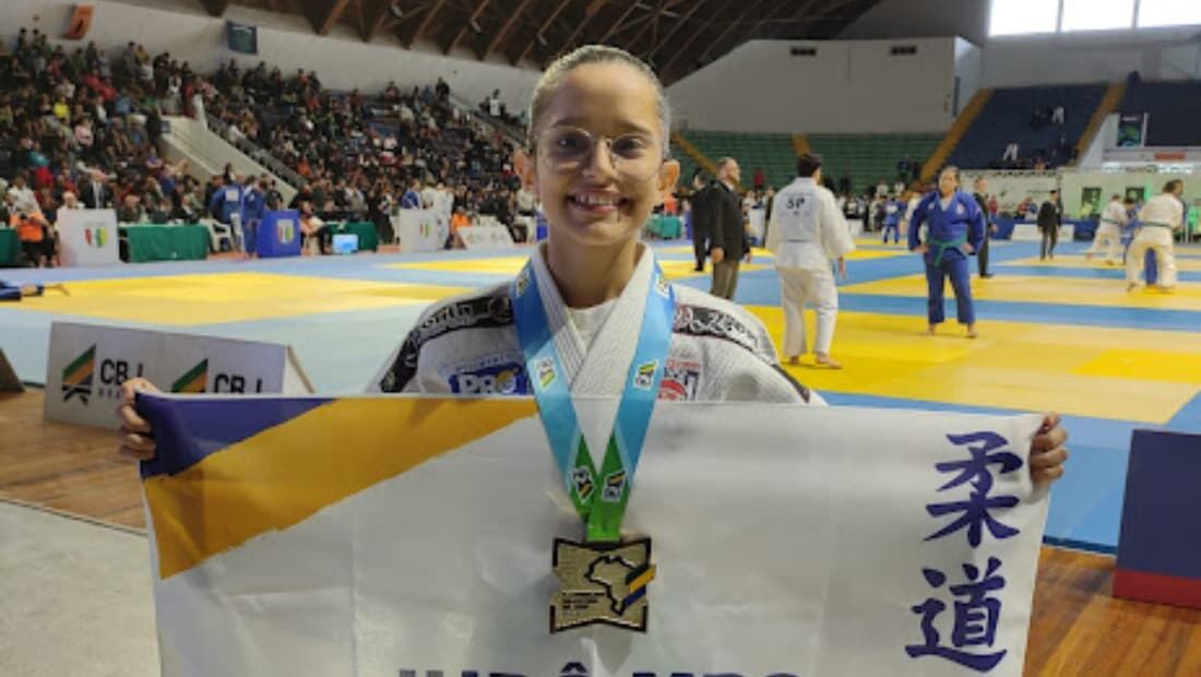 Giovanna Costa Moutinho, medalhista de ouro no Brasileiro de Judô 