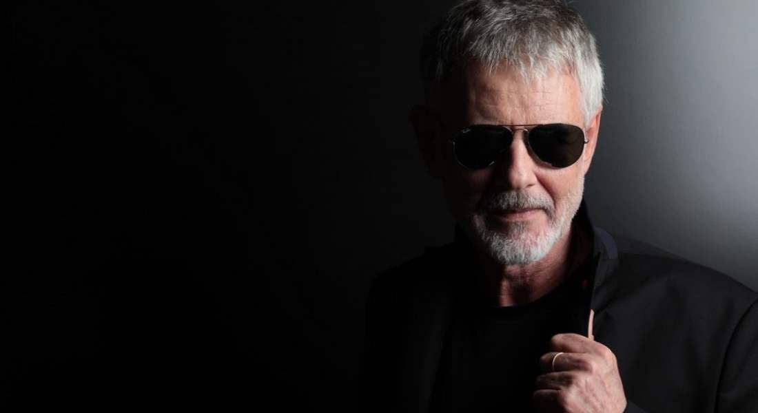 Ritchie se apresenta no Teatro Gurarapes em dezembro