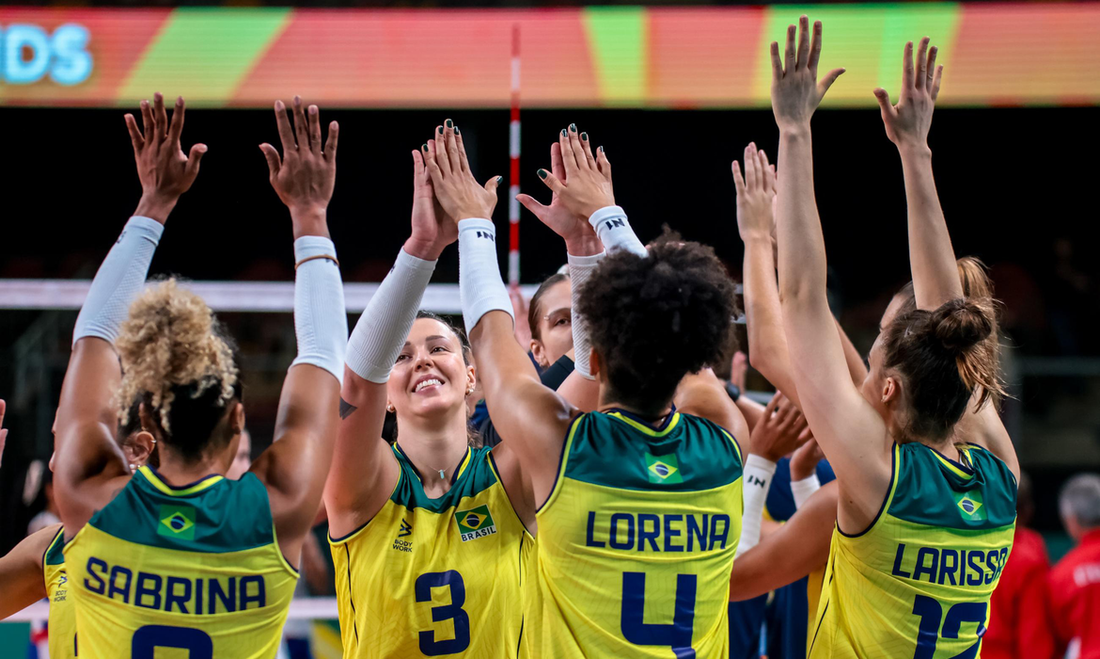 Jogos Pan-Americanos: Brasil ganha da Colômbia e está na semifinal do  futebol – CBN Curitiba – A Rádio Que Toca Notícia