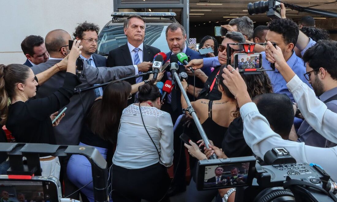 O ex-presidente Jair Bolsonaro compareceu à Polícia Federal, nesta quarta-feira (18)