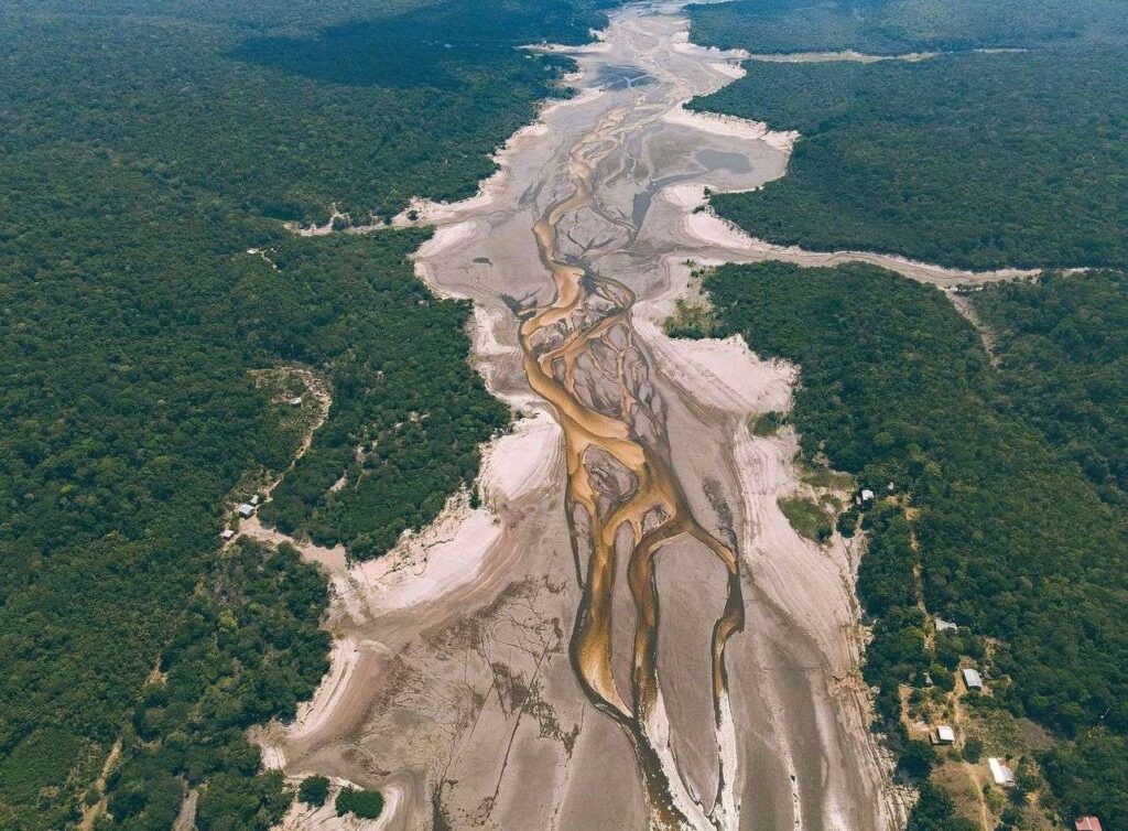 Seca no Rio Negro, no Amazonas