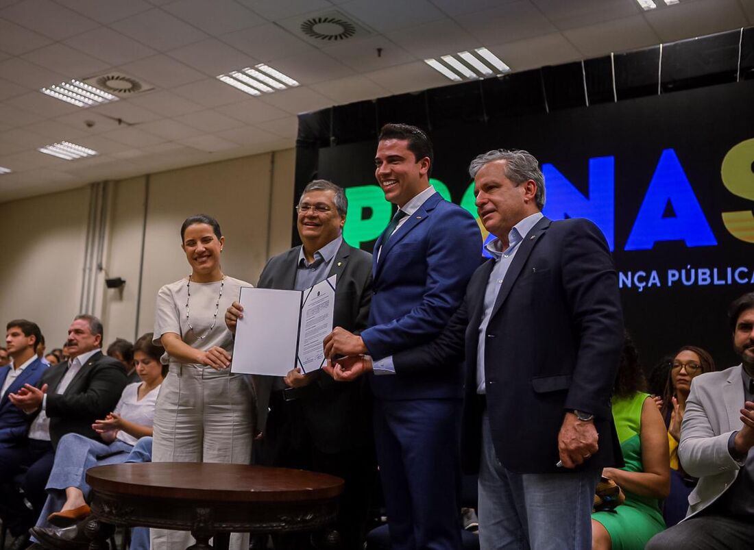Prefeito Rodrigo Pinheiro participa do lançamento do Plano de Ação na Segurança e do Pronasci