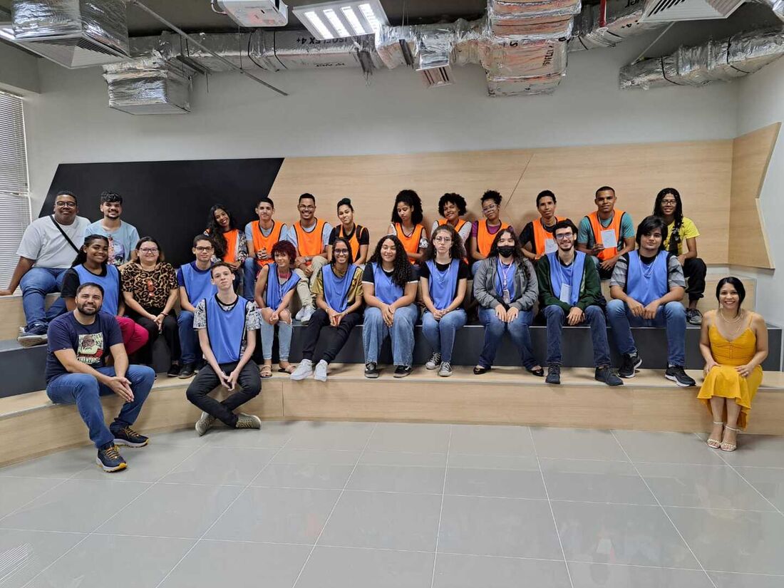 Projeto transforma: pré-vestibular para estudantes do ensino médio 