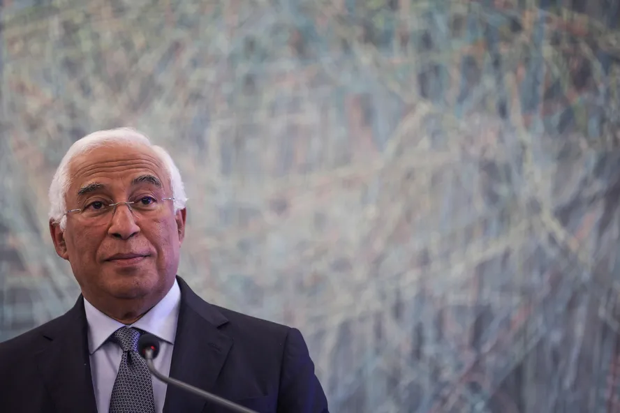 António Costa durante pronunciamento no Palácio São Bento