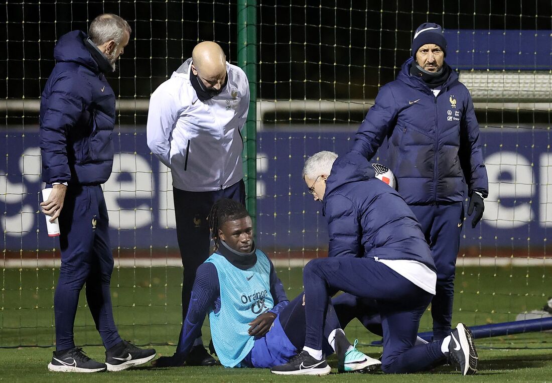 Camavinga deixou o treino da França