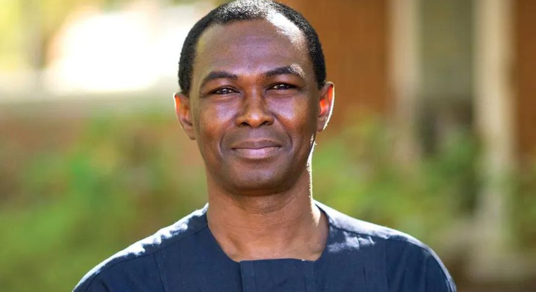 Akin Ogundiran: arqueólogo, antropólogo e historiador cultural que pesquisa a ancestralidade iorubá na África Ocidental e a diáspora africana