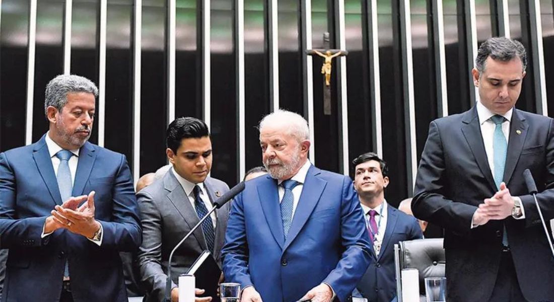 Lula entre Lira e Pacheco