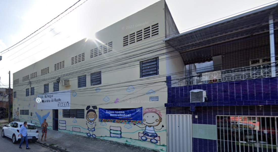 Crime aconteceu diante de escola municipal no Ibura