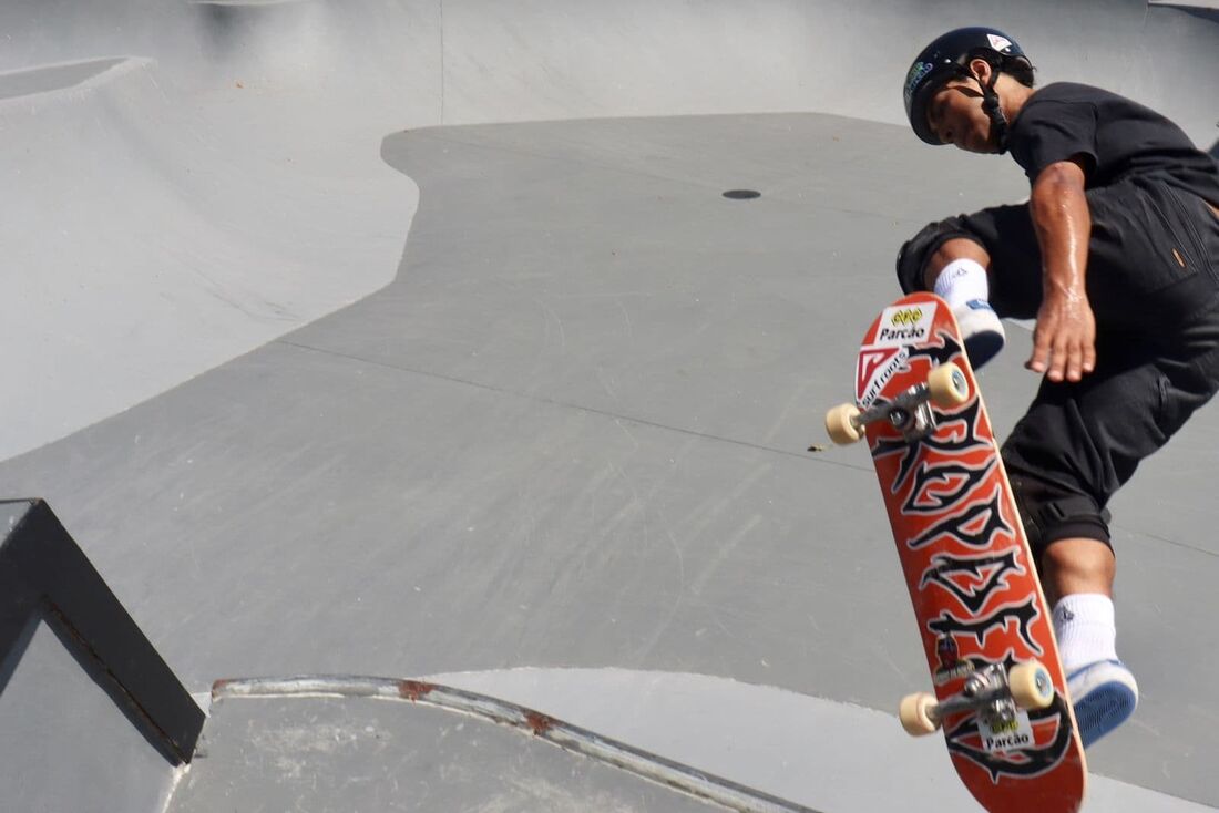 Treino histórico, primeiro do skate em Jogos, reúne atletas do