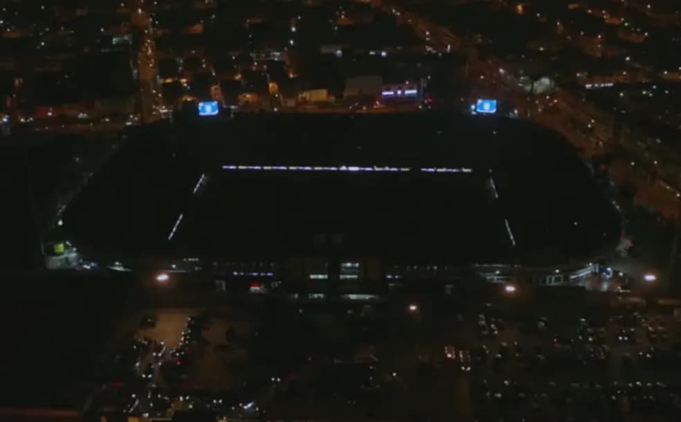 Luzes do Estádio Alejandro Villanueva apagadas