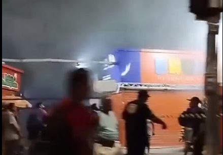 Incêndio atinge Mercado das Mangueiras, em Jaboatão dos Guararapes