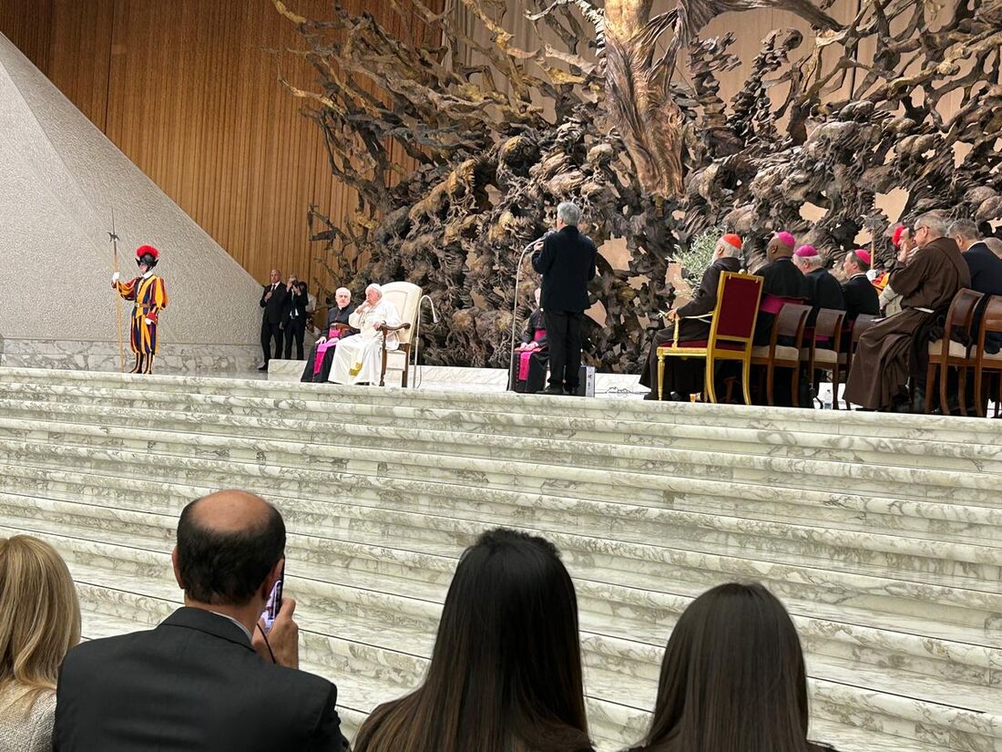 Apresentação da Orquestra Criança Cidadã no Vaticano, diante do Papa Francisco