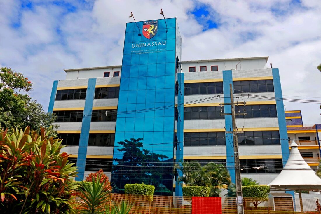 UNINASSAU
